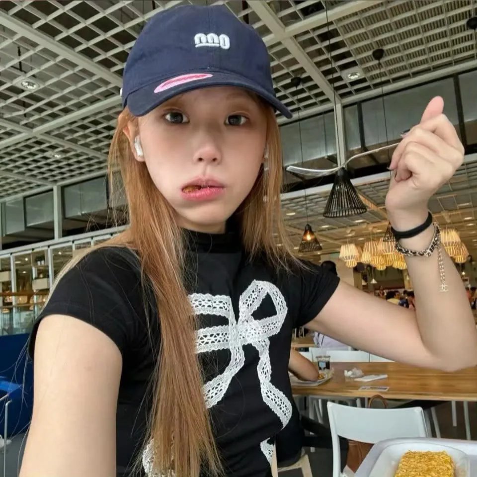 海棠花底醉三千